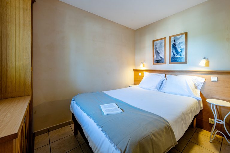 Bedroom 3, Pierre & Vacances Residence Les Dunes du Medoc, Gironde