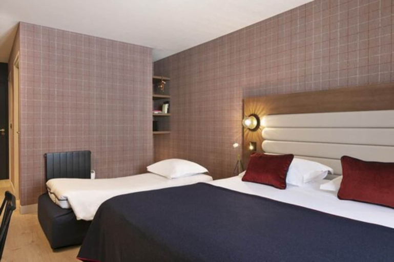 Bedroom 2, Hotel Marielle, Savoie