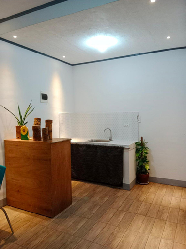 Others 3, AC House near Padre Pio w/parking, Santo Tomas