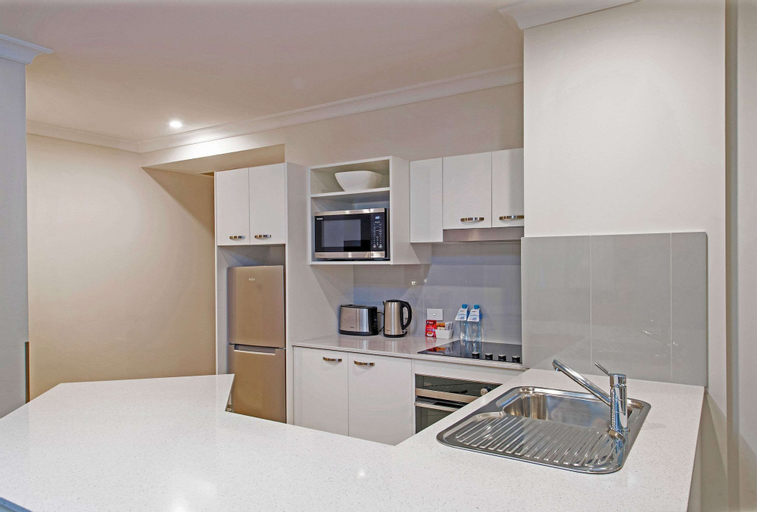 Dining Room 11