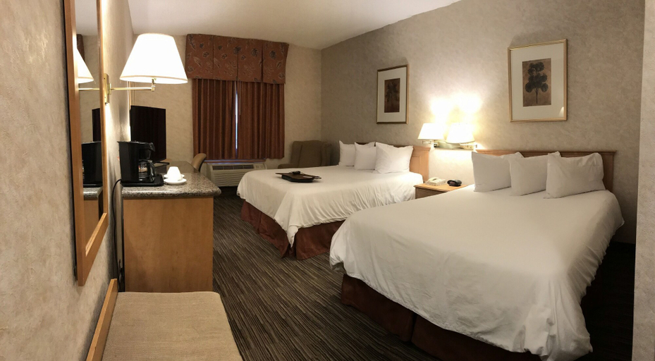Bedroom 3, Humphry Inn & Suites, Division No. 11