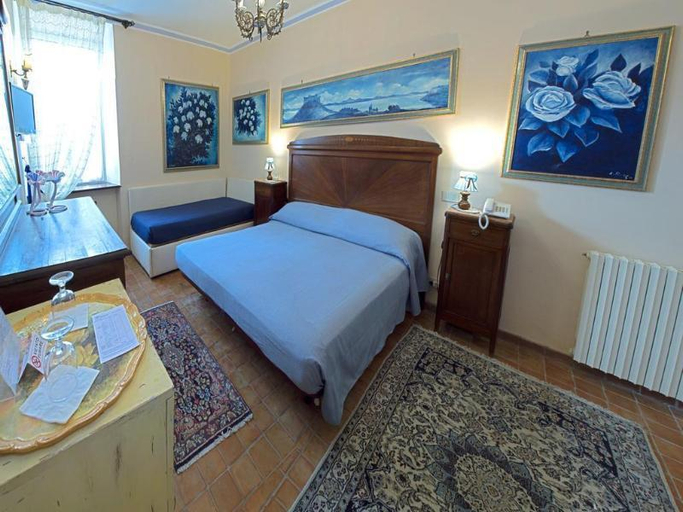 Bedroom 4, Villa Clodia, Roma