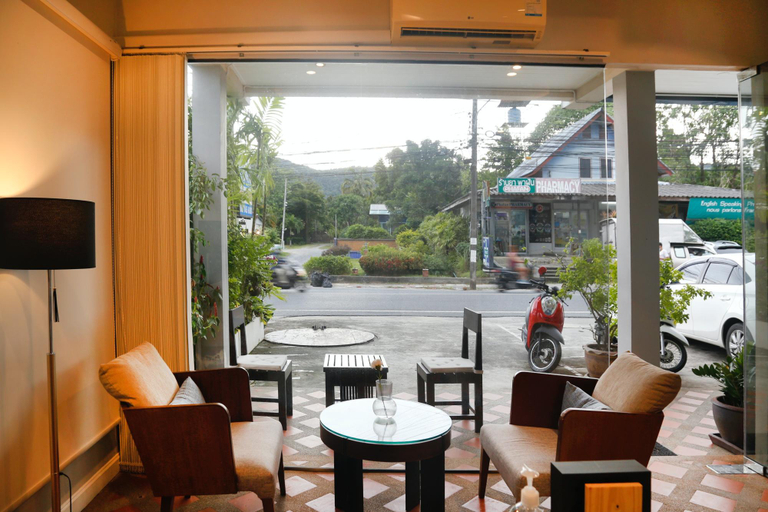 Public Area, The Langstan Suites, Phuket Island