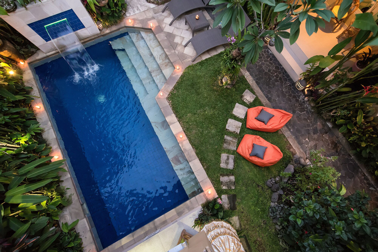 Swimming Pool 5