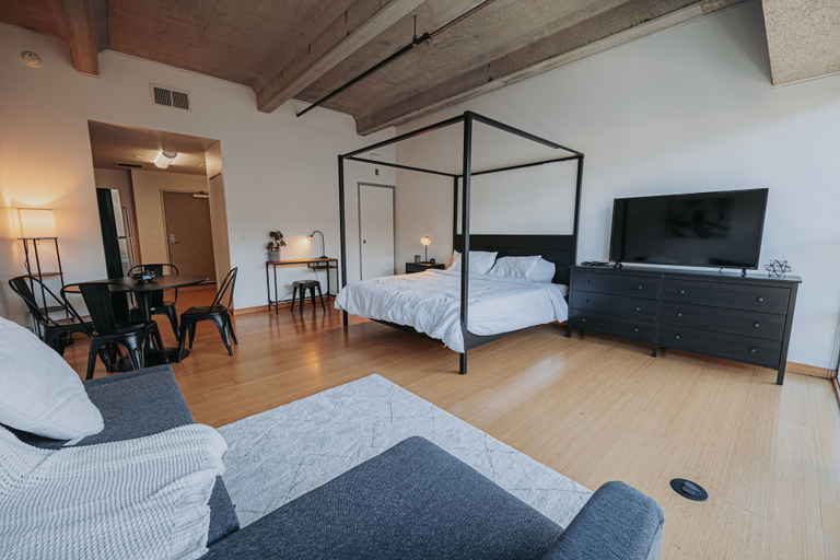 Bedroom 3, Doco Retreat, Sacramento