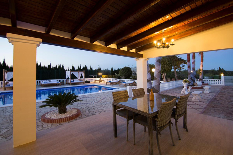Others 4, Villa Can Raes, Baleares
