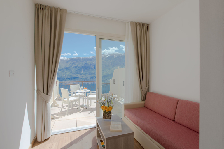 Bedroom 4, Village Hotel Lucia, Brescia