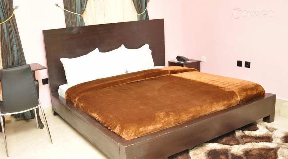 Bedroom 2, Twin Tower Hotel, Surulere