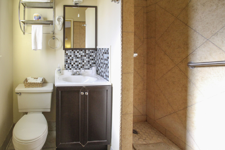 Bathroom 4, Harmony Motel, San Bernardino