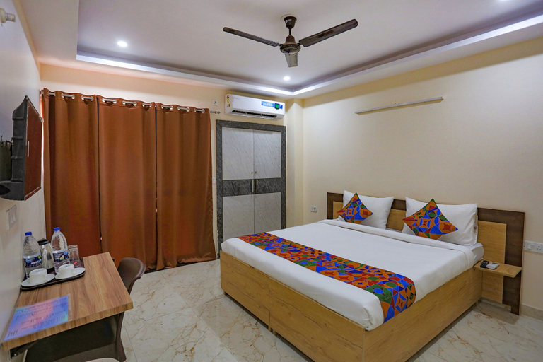 Bedroom 2, FabHotel Starlight Sanctuary, Gurgaon