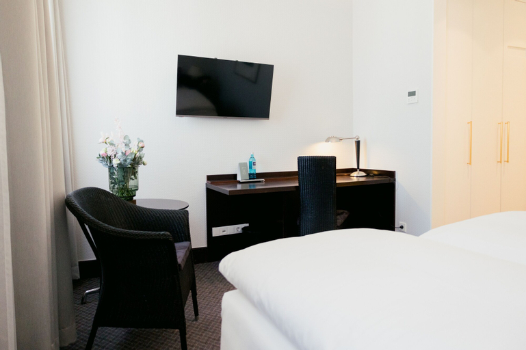 Bedroom 11