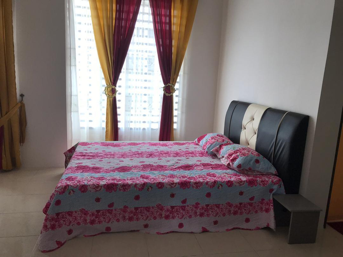 Bedroom 2, Hasnifana Homestay Seri Iskandar, Perak Tengah