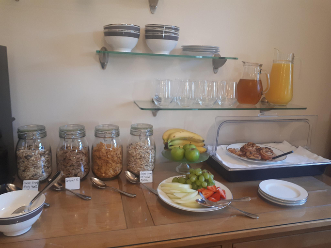 Food & Drinks 4, Berry House Bed & Breakfast, West Sussex