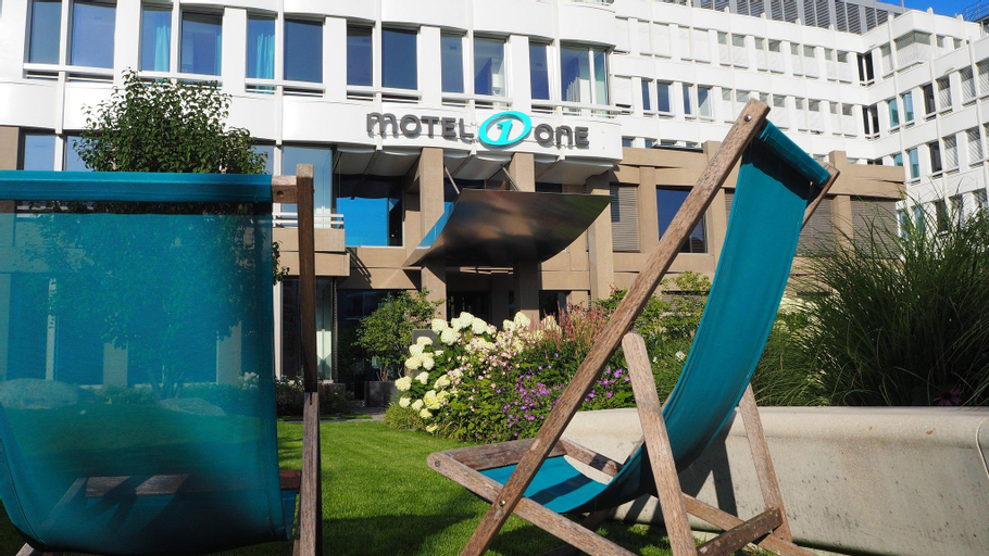 Exterior & Views 2, Motel One Munchen-Campus, München