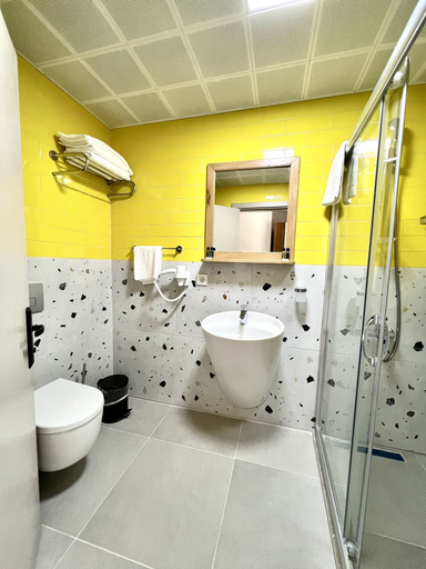 Bathroom 3, Hotel Panaya, Gökçeada