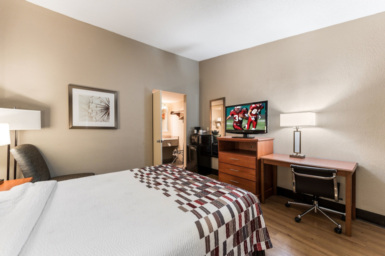 Bedroom 14