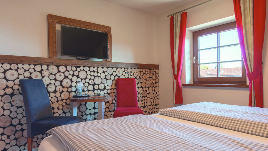 Bedroom 5, Boutique Hotel beim Lipp - Restaurant & Spa, Ostallgäu