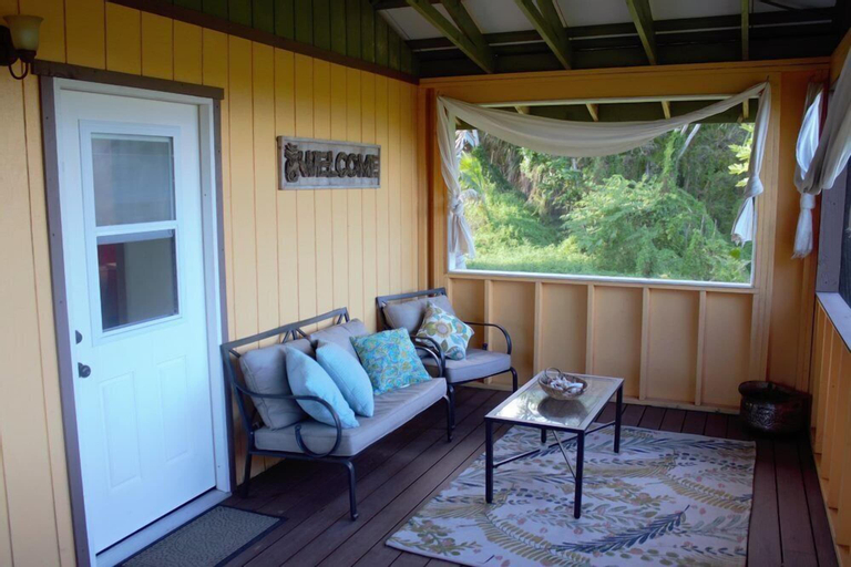 Exterior & Views 4
