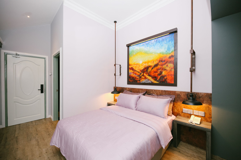 Bedroom 14