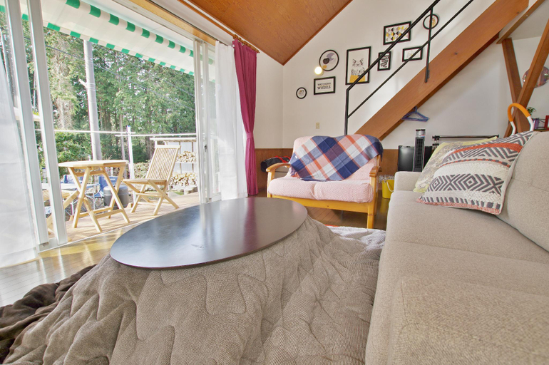 Bedroom 2, New open wood burn stove house w/ Mt. Fuji outlook, Izu