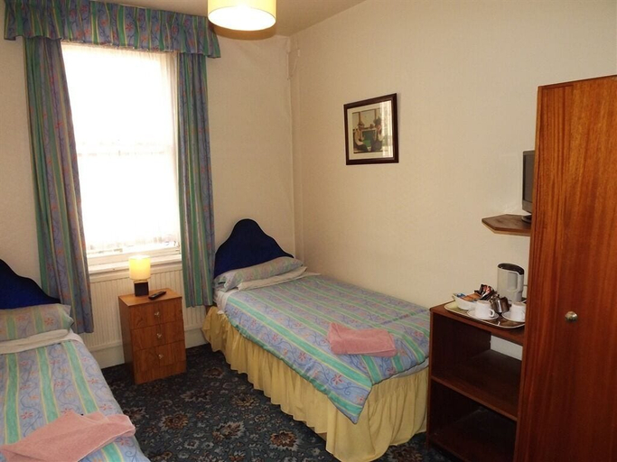 Bedroom 3, The New Globe Inn, North Yorkshire