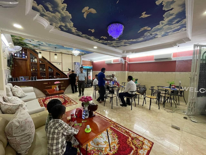 Others 3, Unique Hotel Management Service, Phnom Penh