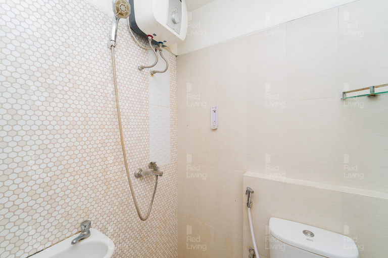 Bathroom 3, RedLiving Apartemen Tamansari Panoramic - Santuy Agency, Bandung