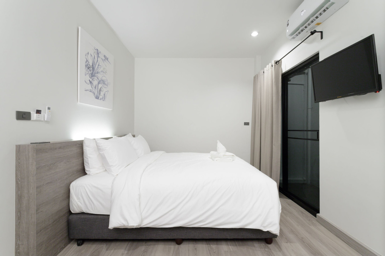 Bedroom 15