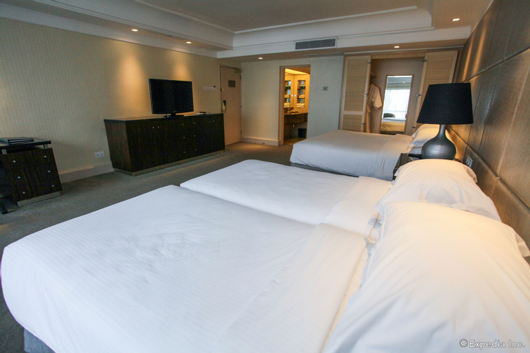 Bedroom 12