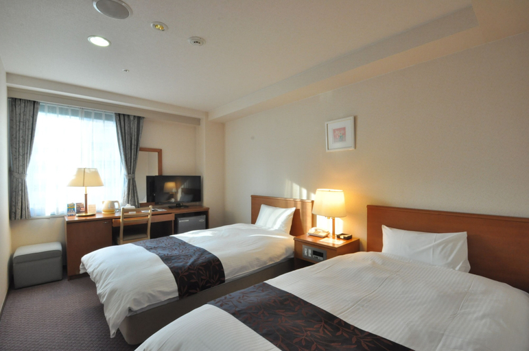 Bedroom 3, Kobe City Gardens Hotel, Kobe