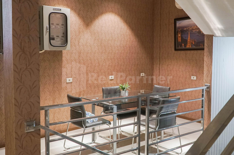 Others 4, Deli Homestay near DeliPark Mall Medan RedPartner, Medan