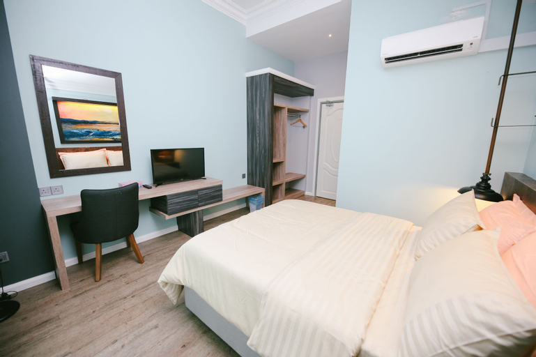 Bedroom 15
