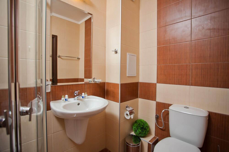 Bathroom 4, Harmony Suites 2 & 3, Nesebar