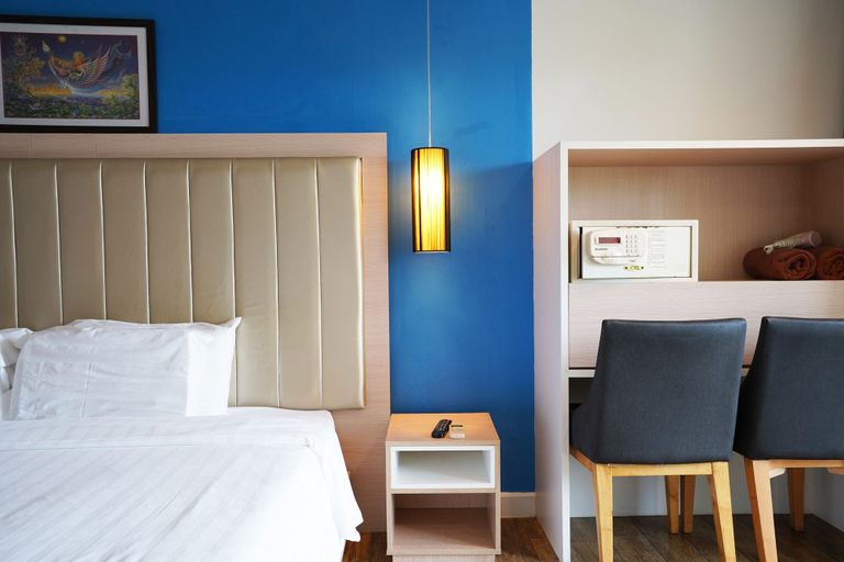 bedroom 1
