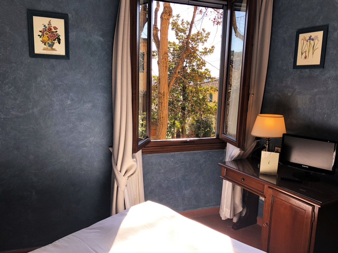 Bedroom 22
