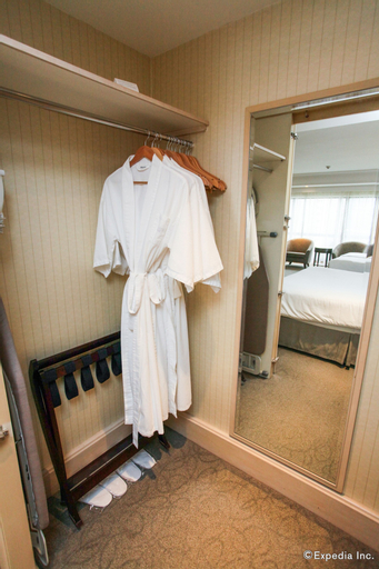 Bedroom 16
