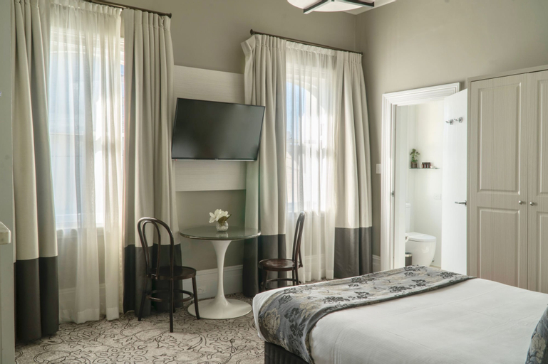 Bedroom 24