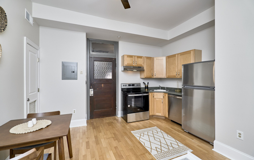 Dining Room 4