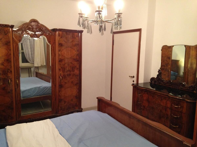 Bedroom 2, Apartment in southern Milan Melegnano, Milano