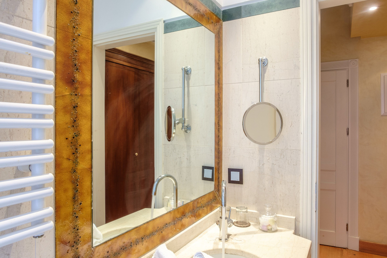 Bathroom 4, Siora Vittoria Boutique Hotel, Ionian Islands