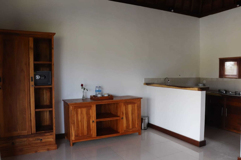 Dining Room 23