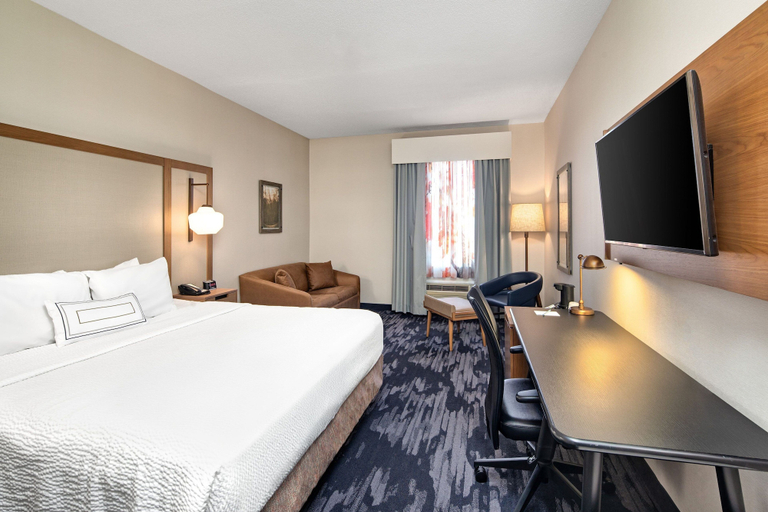 Bedroom 2, Fairfield Inn By Marriott Toronto Oakville, Halton