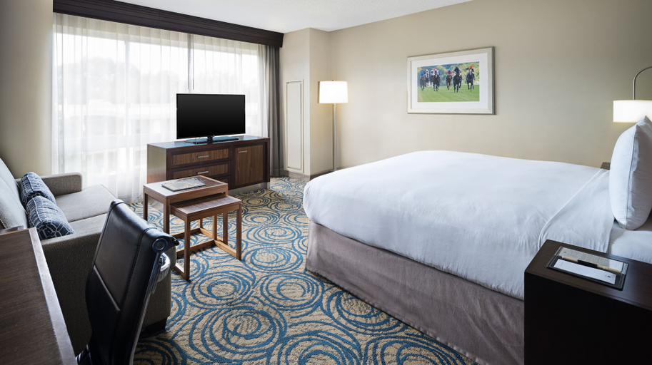 Bedroom 3, DoubleTree by Hilton San Diego - Del Mar, San Diego