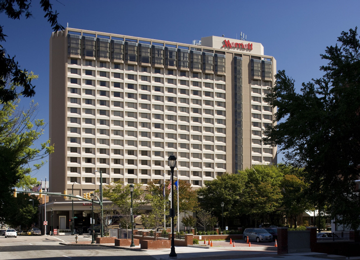 Exterior & Views 20