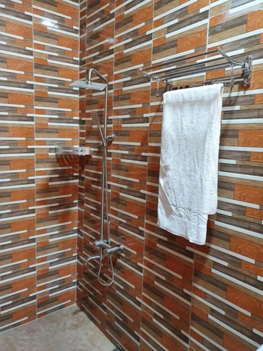Bathroom 3, Da Highest Lounge Bar & Restaurant, Awutu Efutu Senya