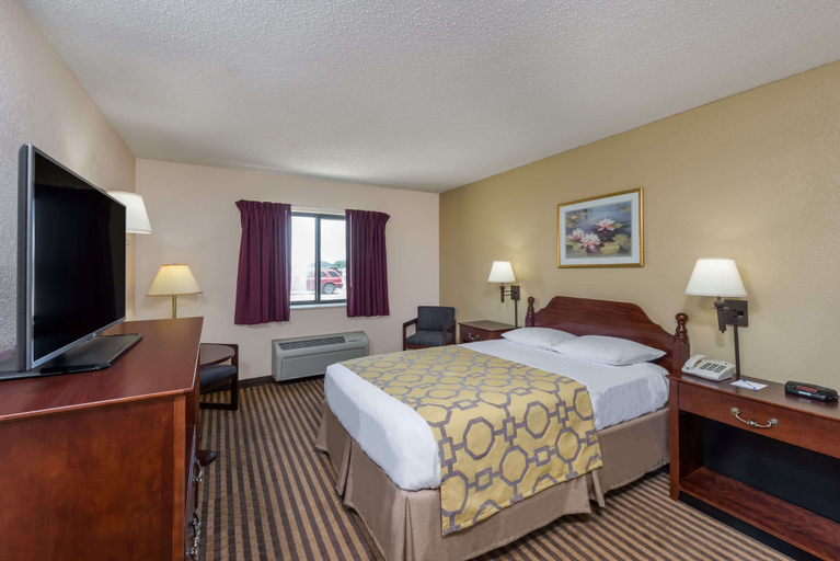 Bedroom 2, Baymont by Wyndham Metropolis, Massac
