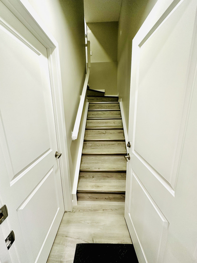 Others 5, 2 Bedrom 3 Beds Suite, Division No. 6