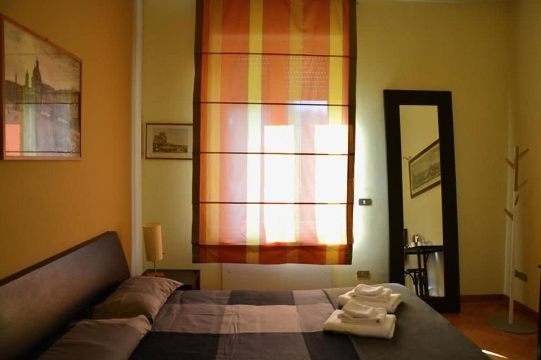 Bedroom 5, Casa della Vetra, Milano
