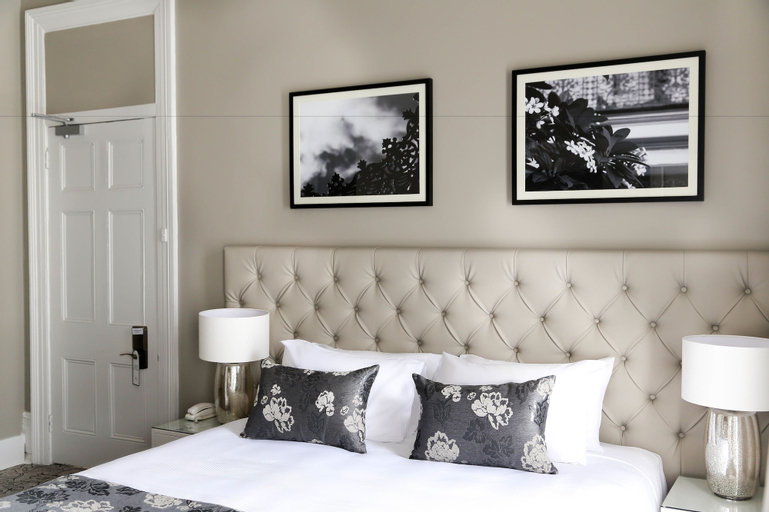 Bedroom 22