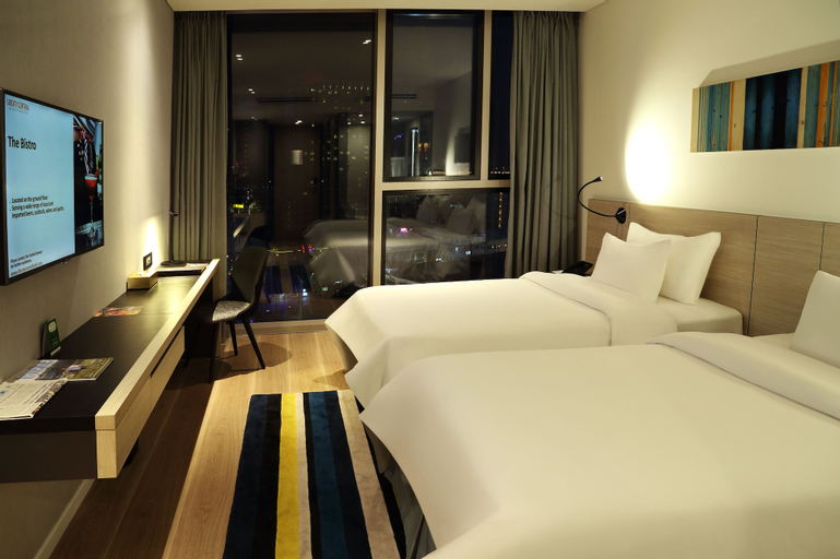 Bedroom 24